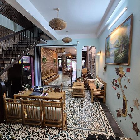 Tam Family Homestay-Хуе Екстериор снимка