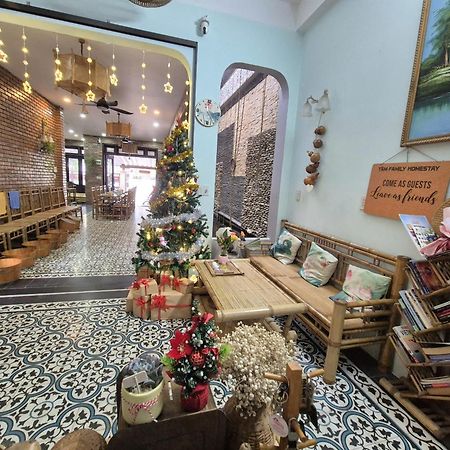 Tam Family Homestay-Хуе Екстериор снимка